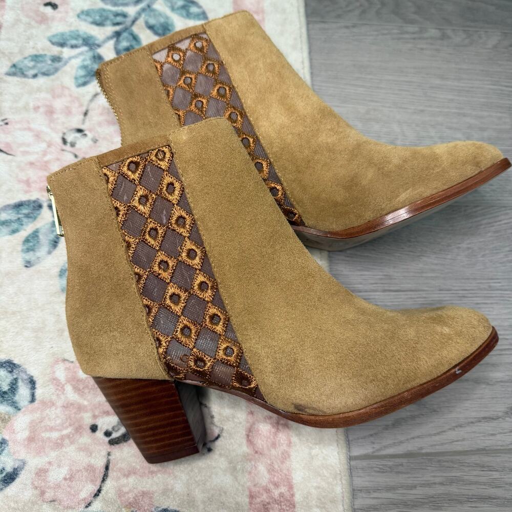Anthropologie womens Camel Suede Boho Embroidered Boots Booties Size 6